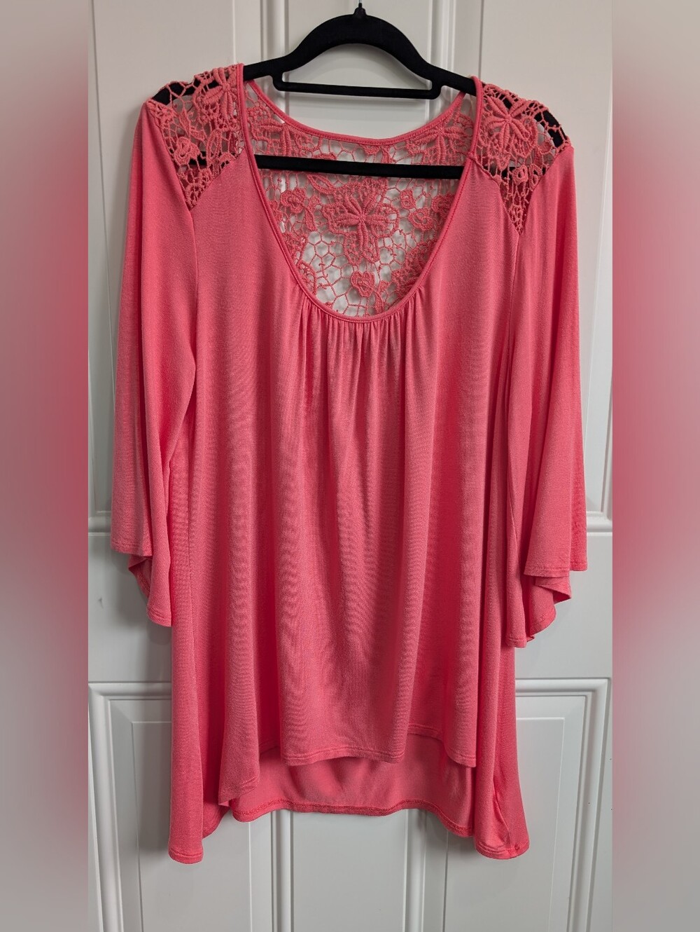 Cha Cha Vente Coral Pink Crochet Lace Yoke Swing Blouse Flutter Sleeve Medium
